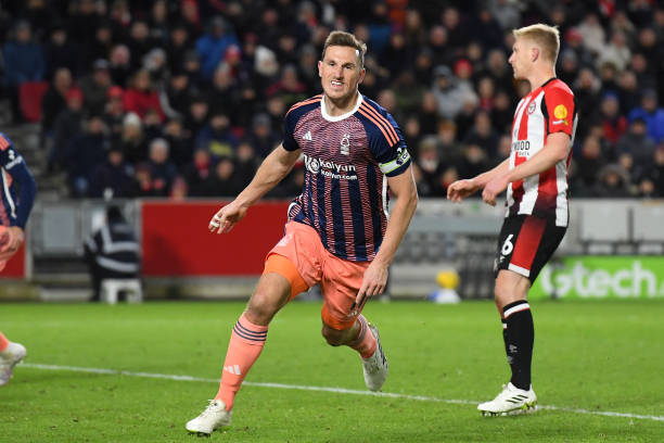 在防守端 在防守端